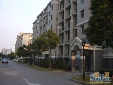 近地铁 精装,产权清晰 中间楼层 新上房源