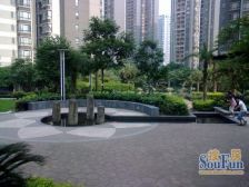 六街区精装三房, 朝南看公园,拎包入住