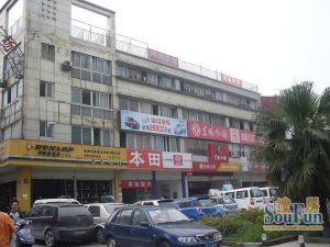 红牌楼广场3室2厅西北西南