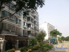 40万精装修 地铁口三房两卫 近毓秀宝龙 得房率高
