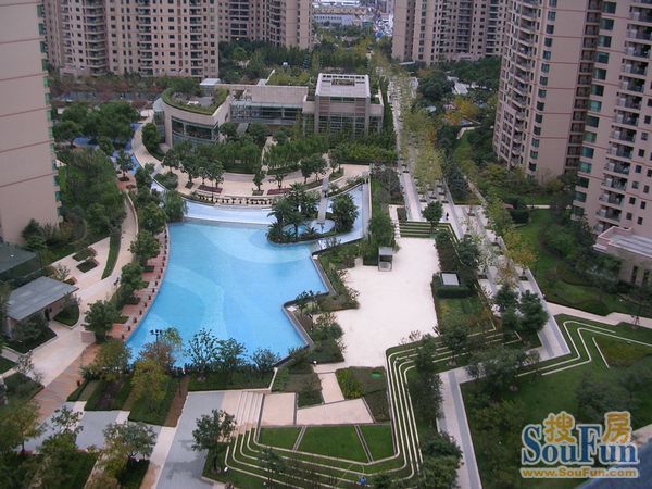 仁恒河滨花园