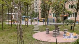 中铁十三局住宅小区3室1厅东南