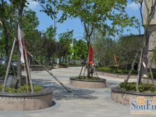 电梯南北3房 地铁口 人车分流小区 低总价 有车位