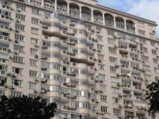 内环内静安区,满五税少,四轨交汇,人广3公里