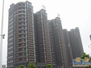 正地铁口出租装修中间楼层视野好