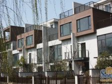 沿河位置 满五V1 毛坯 随时看房