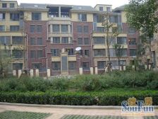 独栋别墅 精装修 两套打通了卖 总七五零左右