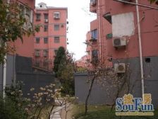 东湾小区+南北两房+采光好+靠河位置+业主诚意卖