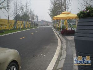 格林城市花园3室1厅西南