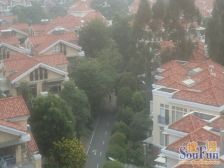 西平国际公馆别墅《带70平露台 带双车位位置安静》