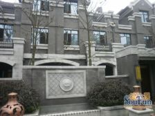 经开区隆鑫72府四房