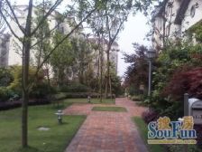 龙湖精装小三房 安静 视野开阔 随时可看 拎包入住