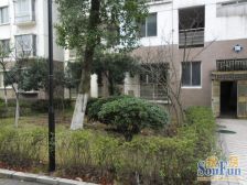 八方小区B区4室2厅南北