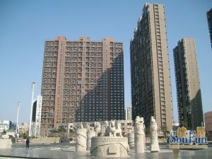 现代城2室1厅东北