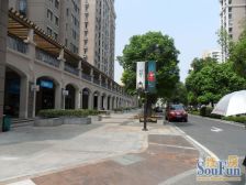 车位免费欧洲城 2房 高楼层 采光好 看房方便 包包随时可用