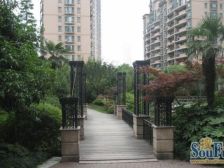 香榭丽花园 5室4厅 南 北