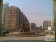 地铁口 花园小区 电梯房 精装修 干净整洁 拎包入住