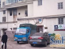 4条地铁环绕,菜场很近,出行方便,近一附院青山南路八一广场