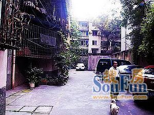 西城角巷8号院