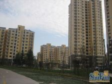 泗泾塘水水泗泾上下复式四室居 平仰遥望景色秀 敬上