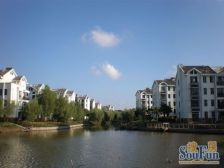 此房手续齐全,格局好,采光好,无遮挡,出行方便