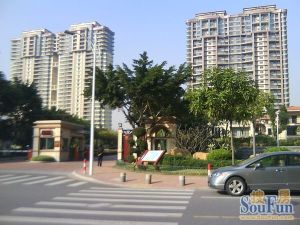 倚翠园3室1厅东西