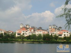 半岛碧桂园望江别墅,户型方正带花园