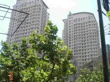 老静安大平层精装修,配备会所、泳池,高区视野采光