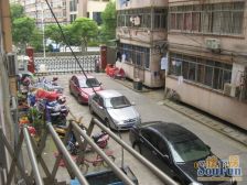 三经路316号电力学校宿舍 南北通透,采光好 装修好,环镜优美 视野好,诚心出售