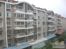 交通便利,带阁楼,价格好谈,繁华地段