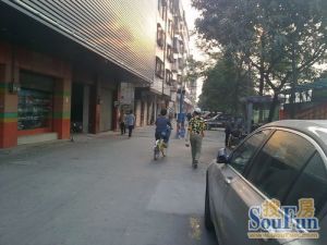 南海茶基新村 两房 总价便宜 安静 不能贷款带装修