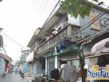 格局相当漂亮,卧室和客厅是分离开的,特别好摆家具和电器。