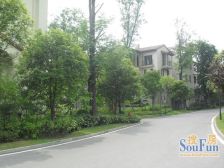 彩云湖公园 品质小区 配套成熟 出门方便 诚心出售