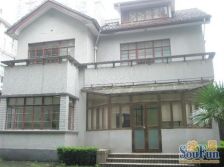 新式里弄,带阁楼,主卧朝南,近地铁,近商圈,精装修,钥匙房,采光充足