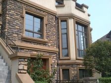 金科内圈联排中户,房子位置好,楼间距开阔,房子价格美丽