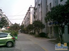 户型方正、采光通风好、带双天井,使用面积大