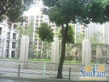 电梯房,南北通透,近地铁,近商圈,居家装修,配套完善,价格好谈