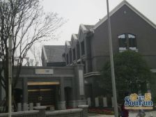 经开区 隆鑫72府三房390万