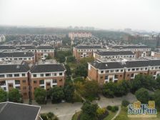 西郊宝成花苑3室南朝向1450.00万元/套出售