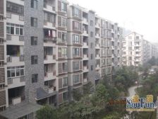 兴龙湖 永川荷塘月色三房46万