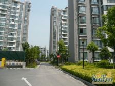 清水颐园6室南朝向398.00万元/套出售