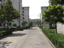 此房满五,税费少, 精装修 采光好 带阁楼 诚心卖