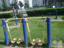 华通一区新上 中户朝南大车库 全天采光 满五唯一 诚售