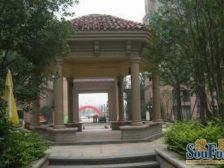 南北通透,客厅带阳台,房东直租,毛坯房
