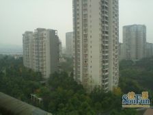 湖边房子, 正三室, 浪费面积少, 小区配套完善