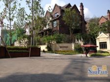 精装修三房离學校近,环境安静,配套全