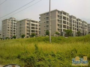 新嘉小区2室2厅75.00万