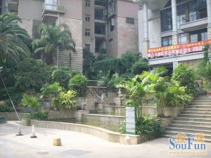 业主诚心出售,采光视野好,有入户花园,有两个阳台