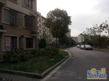 改善三房,采光优秀,户型方正。