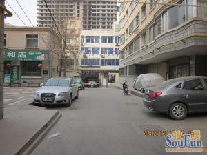 业主急售精装修拎包入住正规一室一厅
